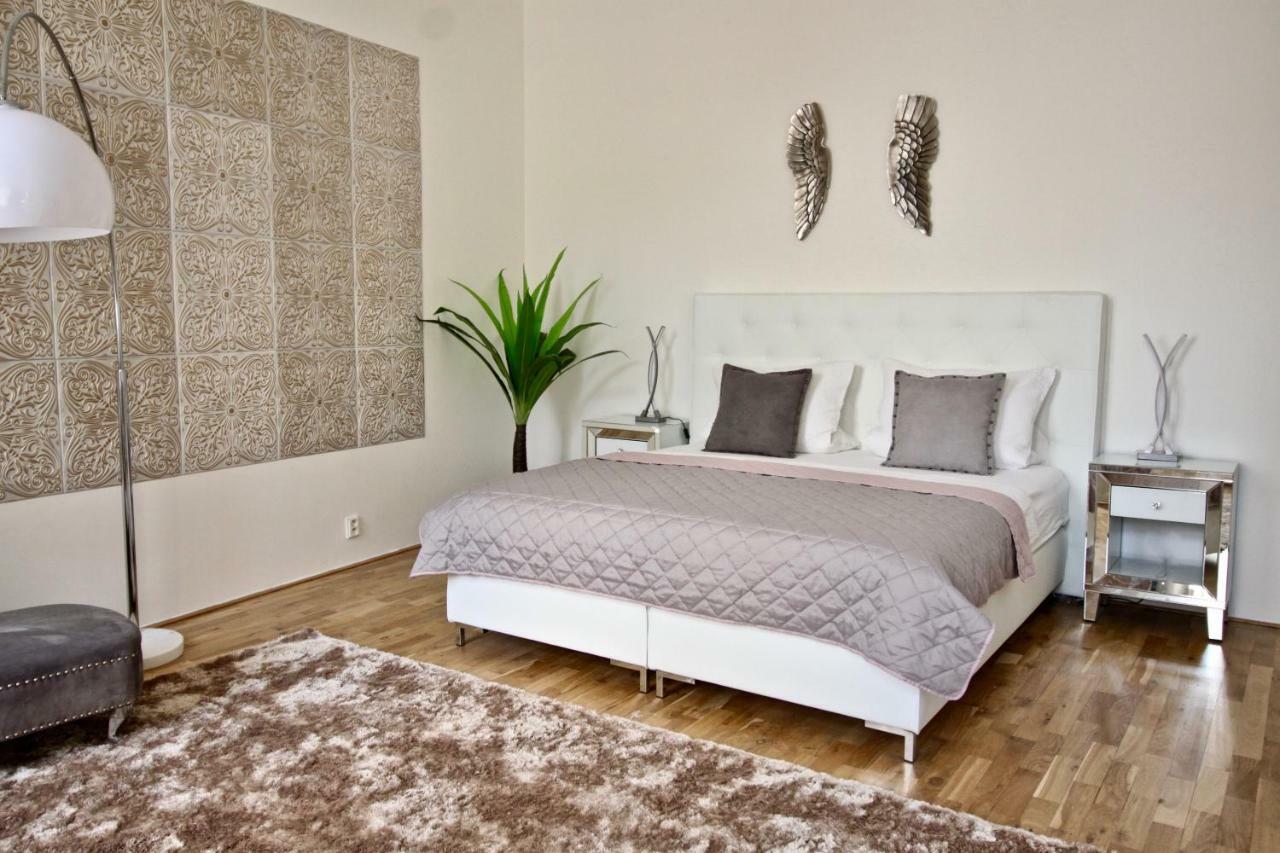 New Design & Style Apartment Old Town Xxl Praha Eksteriør bilde