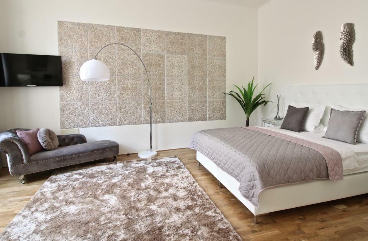 New Design & Style Apartment Old Town Xxl Praha Eksteriør bilde