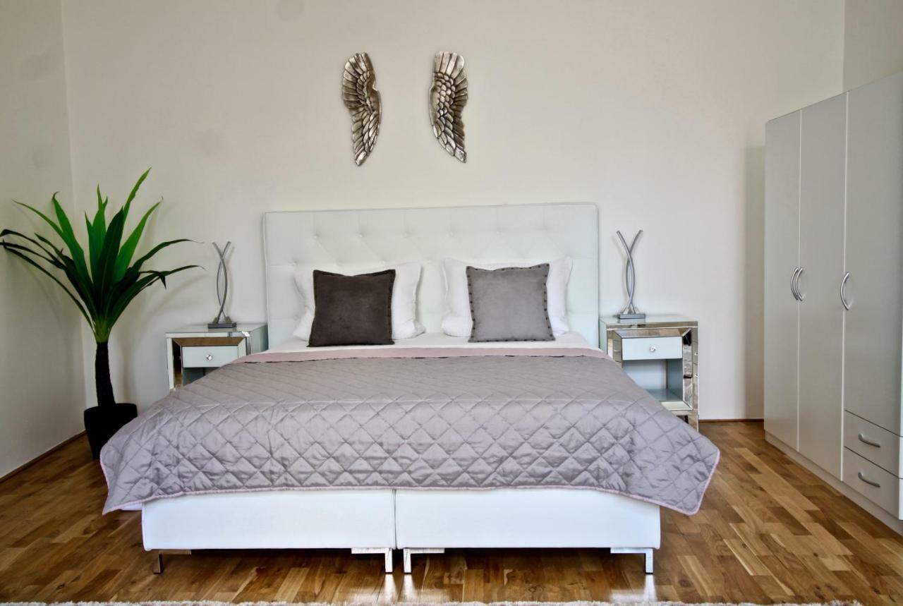 New Design & Style Apartment Old Town Xxl Praha Eksteriør bilde