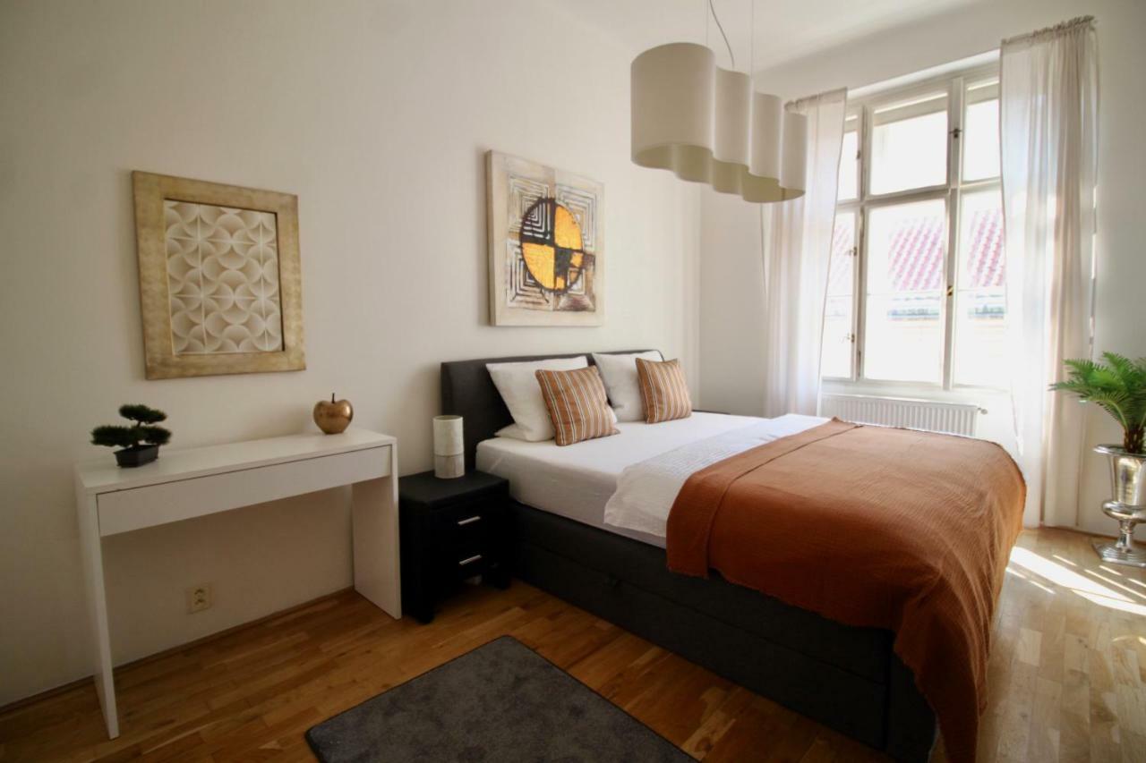 New Design & Style Apartment Old Town Xxl Praha Eksteriør bilde