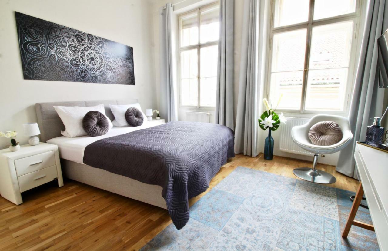New Design & Style Apartment Old Town Xxl Praha Eksteriør bilde